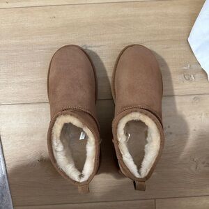 UGG ultra mini classic boot